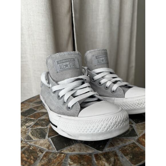 Converse Chuck Taylor Low Top Wolf Grey | Women’s 7 | Style 564331F - Picture 13 of 13